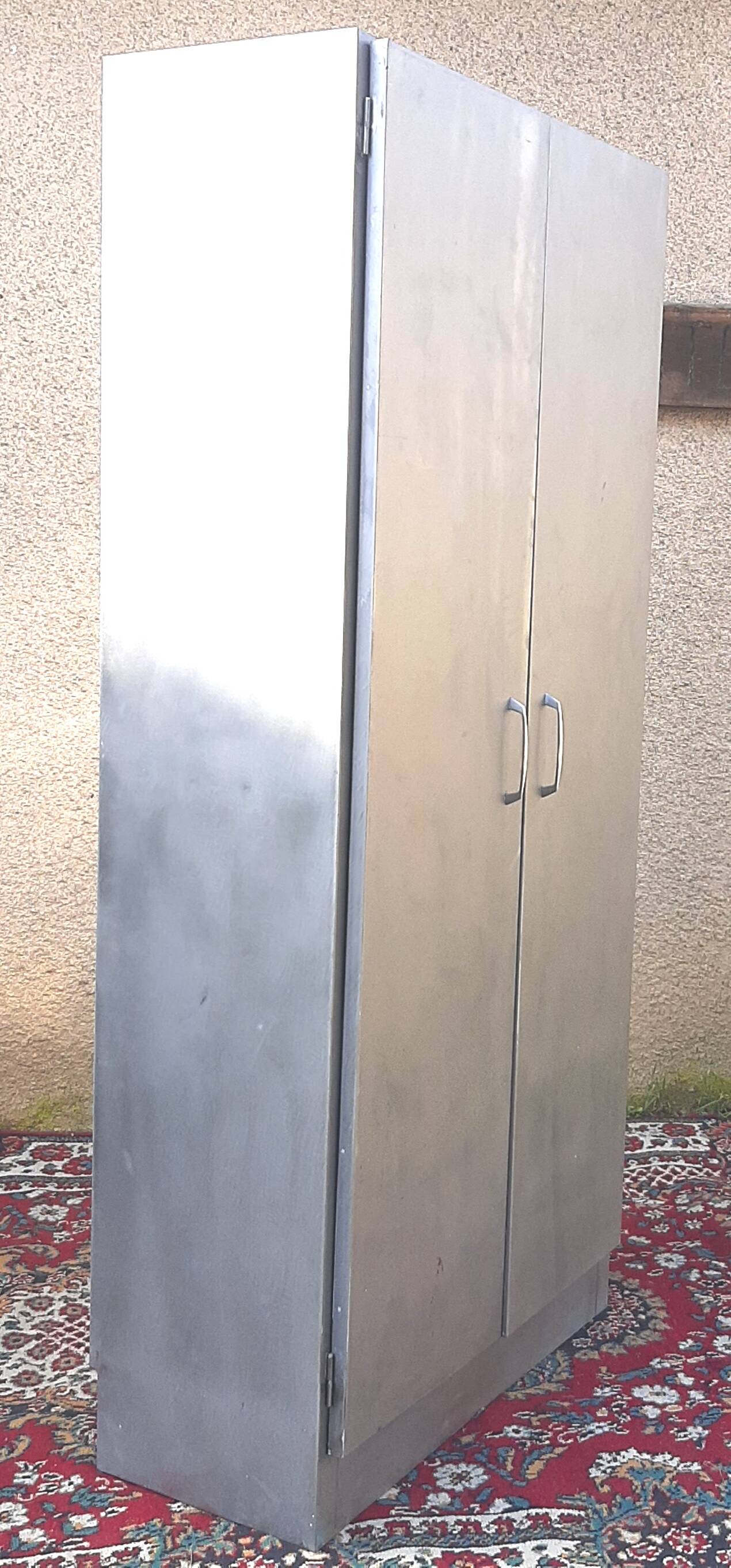 Metal kitchen cabinet