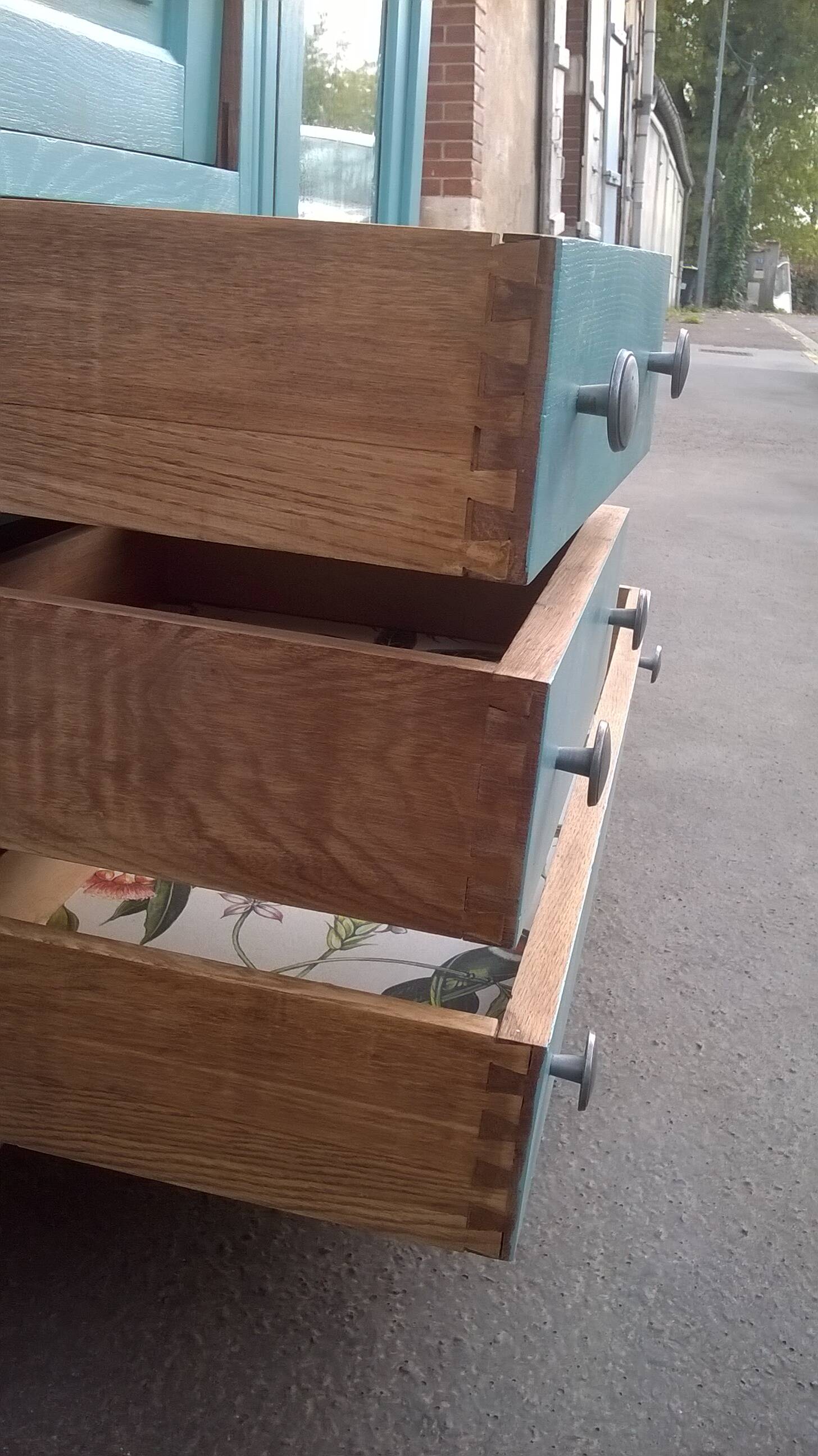 Parisian chest of drawers from the 1930s