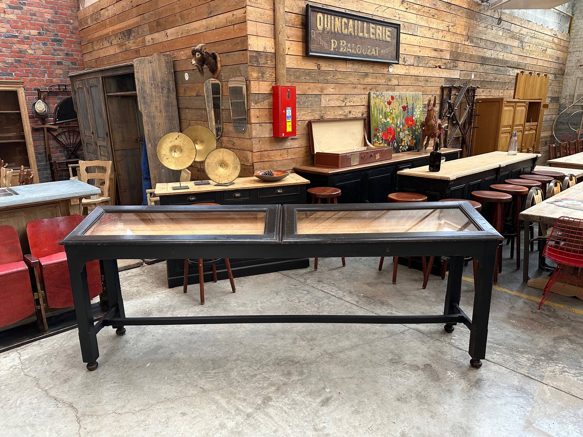 Late 19th century museum display cabinet console