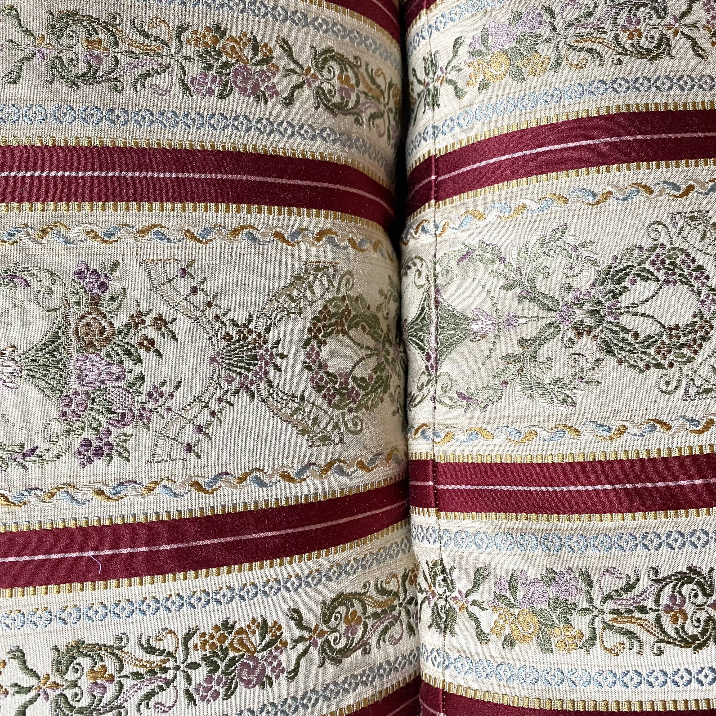 Rectangular cushions in antique fabric