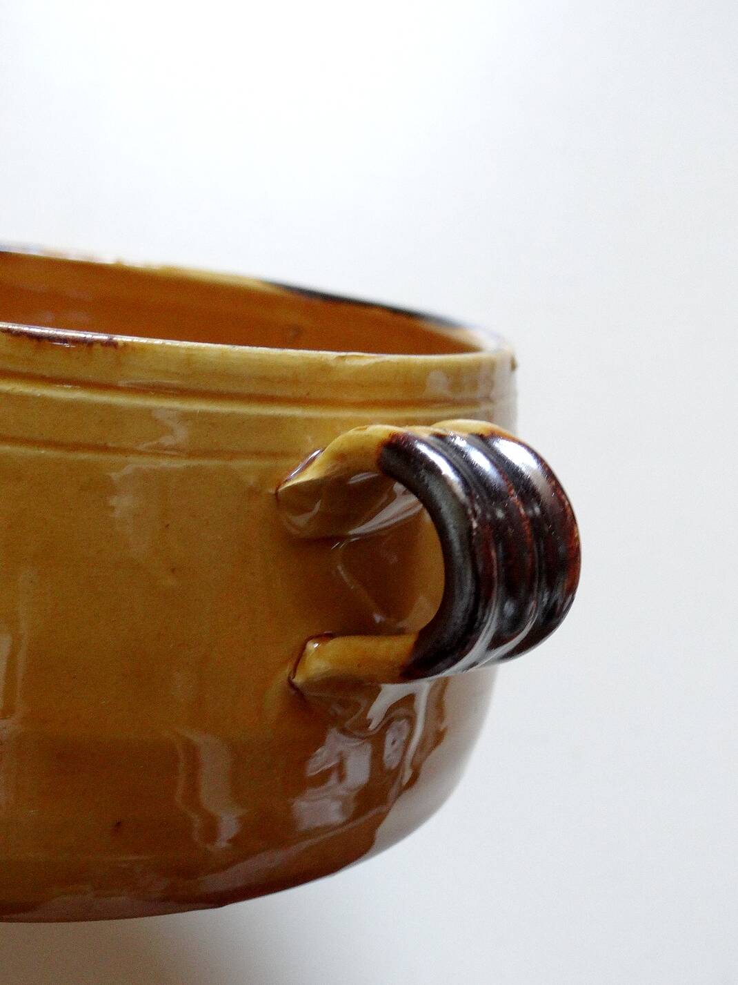 Duo of Vallauris bowls with handles
