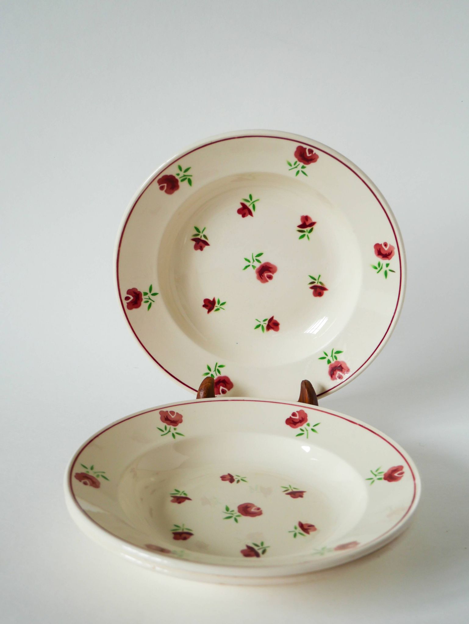 Set of 6 mismatched soup plates Badonviller model "Mireille" and Digoin Sarregumeines model