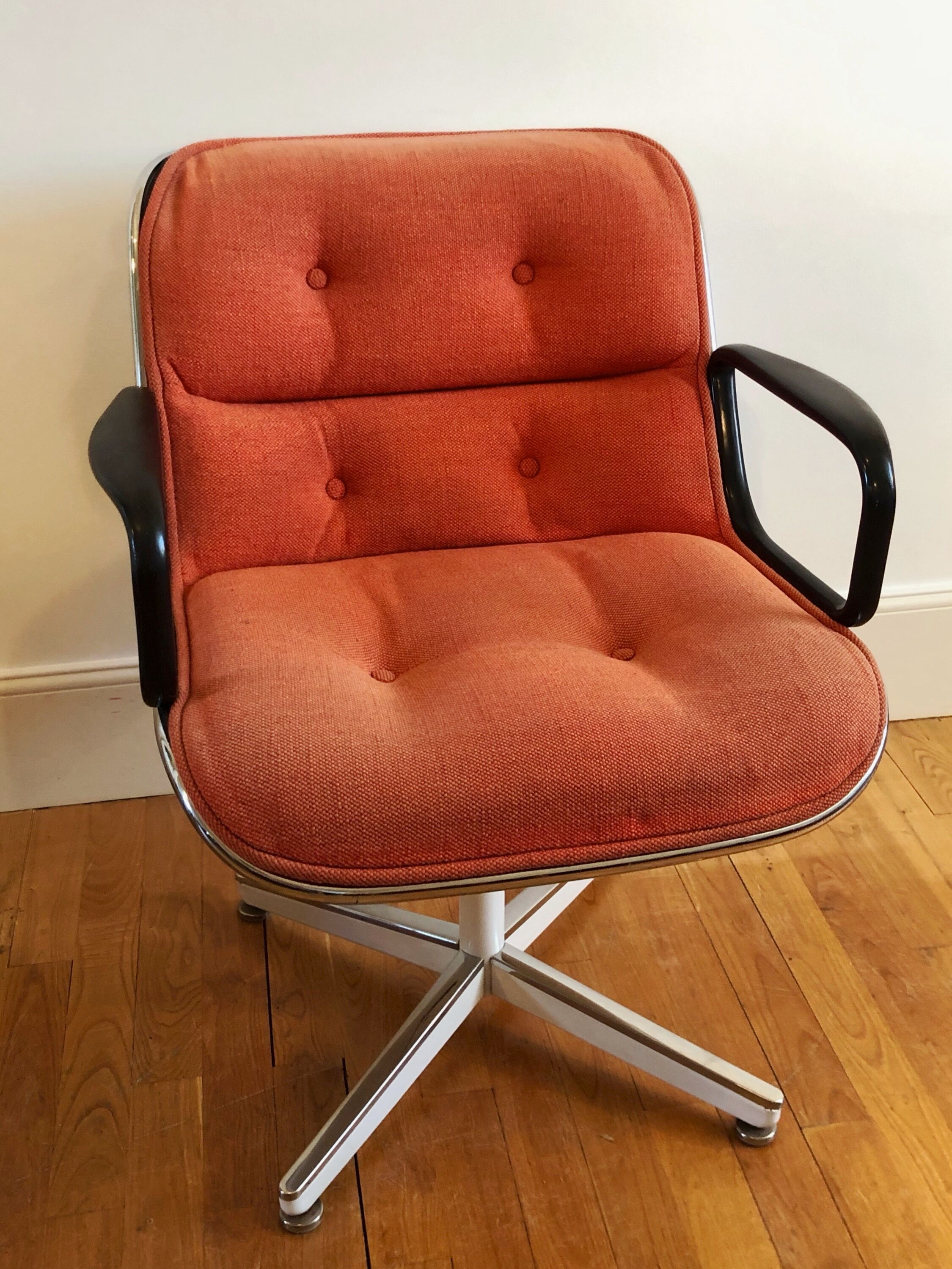 Executive chair by Charles Pollock edited by Knoll