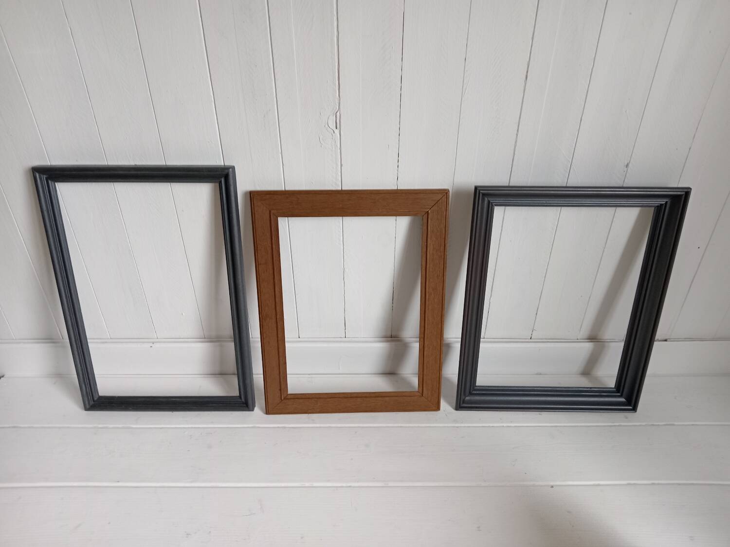 Frames / set of 3 frames
