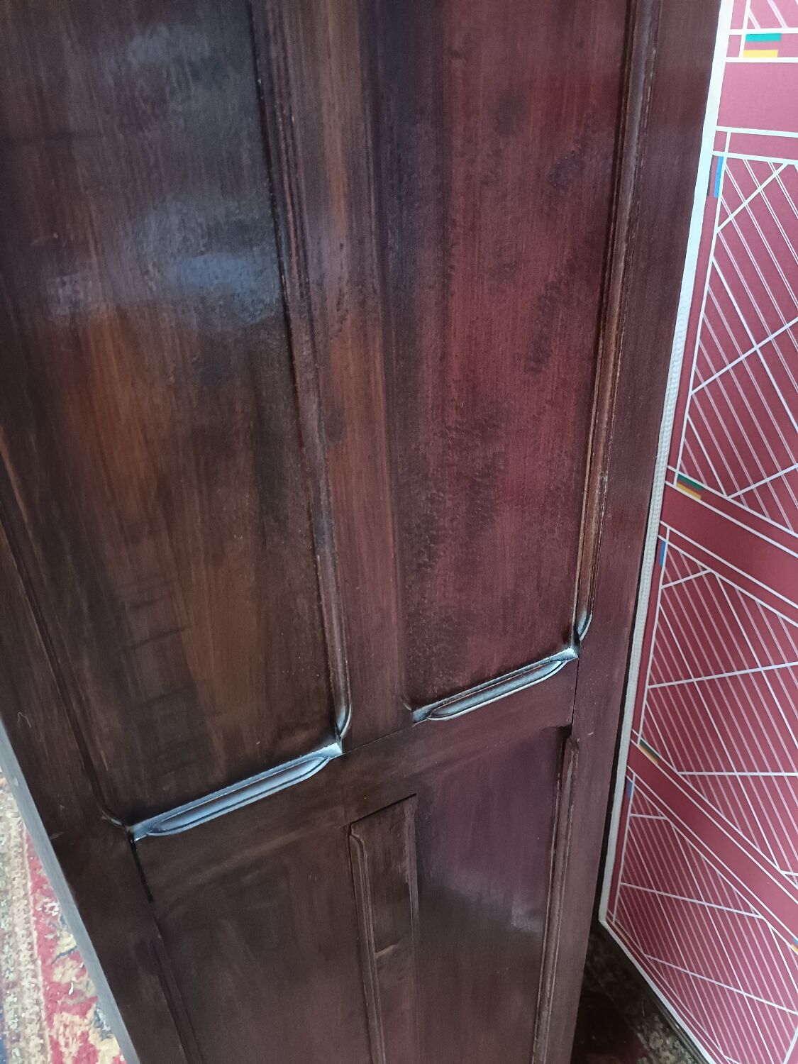 Old showcase, glass door and 4 shelves