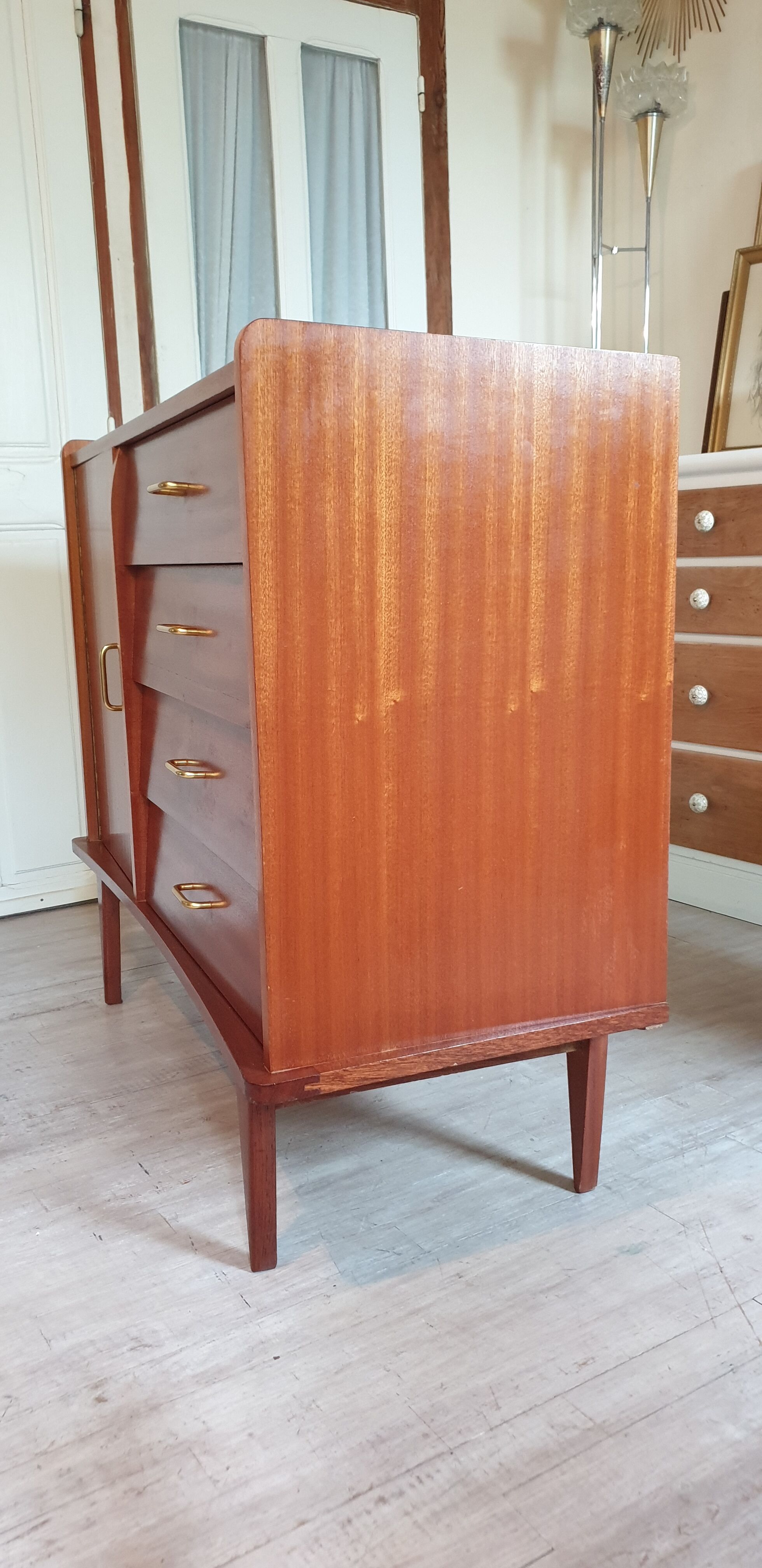 Dresser four drawers, one door