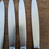 Set of 12 horn handle knives