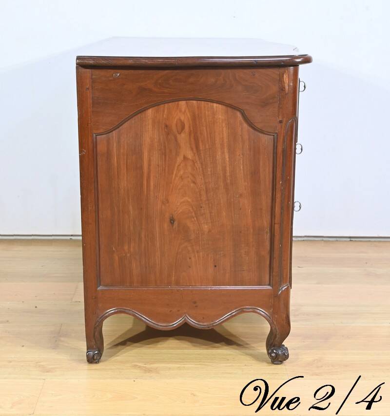 Nantes Commode from Port in Cuban Mahogany – 2nd part of the 18th century