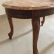Table basse avec plateau en marbre