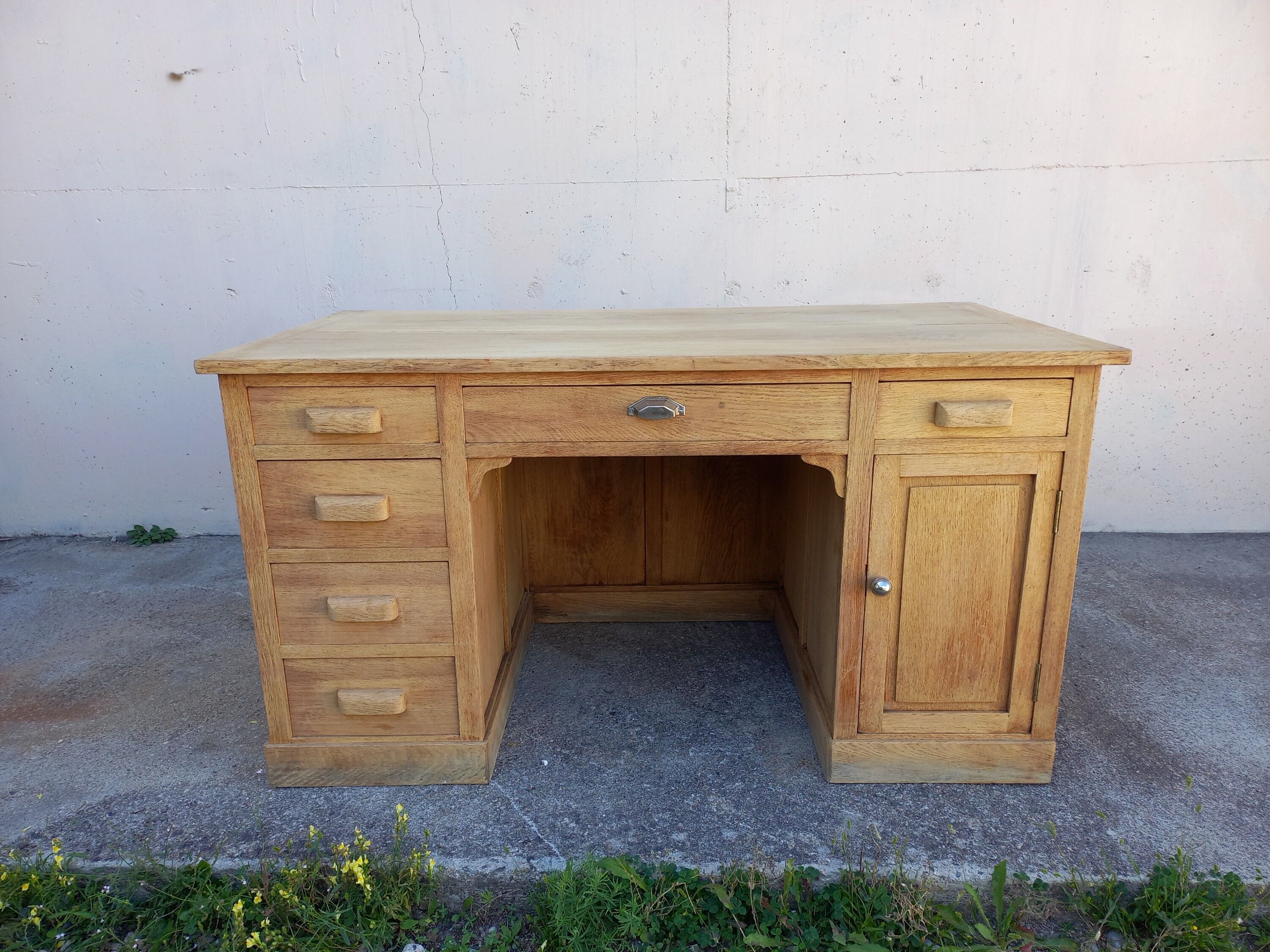 Minister's office in solid oak