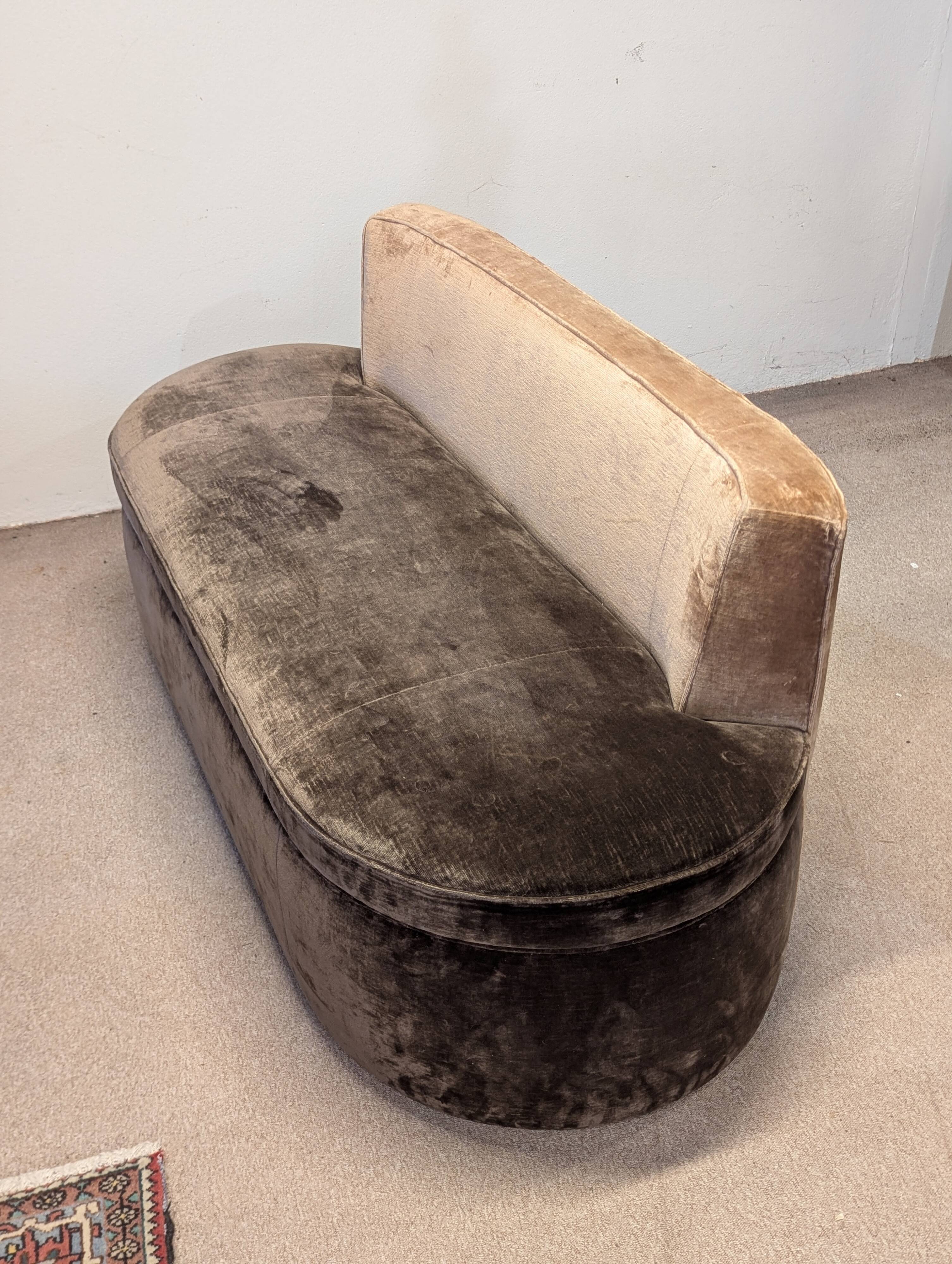 Velvet bench from Boucheron Paris.