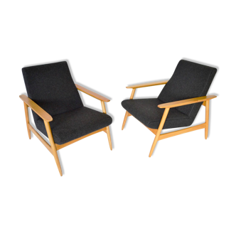 Paire de fauteuils Ąžuolas par Valerija Ema Cukermanienė pour Vilniaus Baldų Kombinatas, 1968