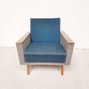 Paire de fauteuils bicolores, 1960