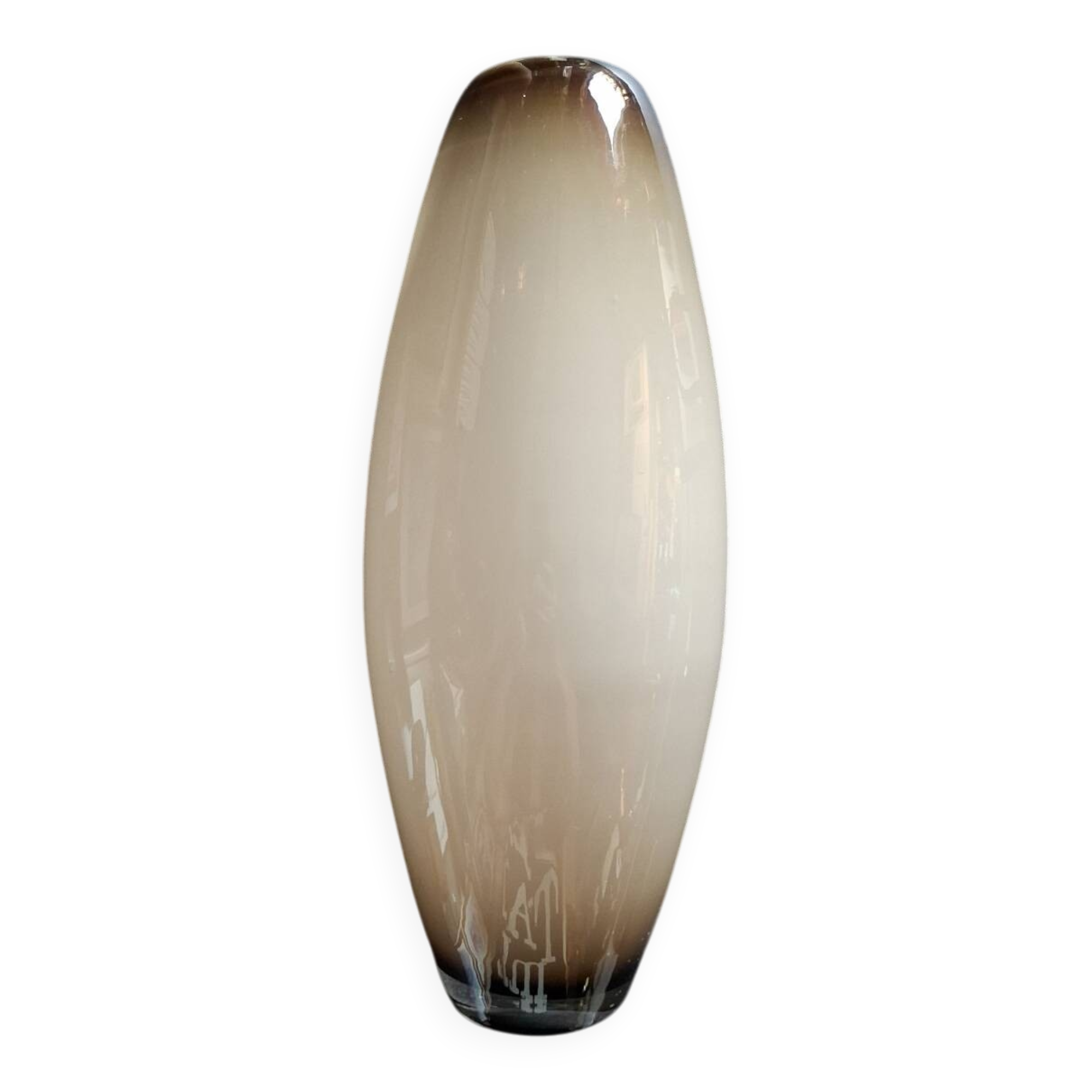 Contemporary opaline vase