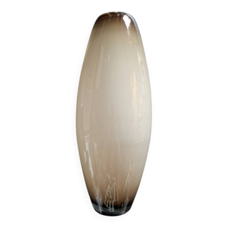 Contemporary opaline vase