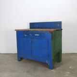 Flea market establishment