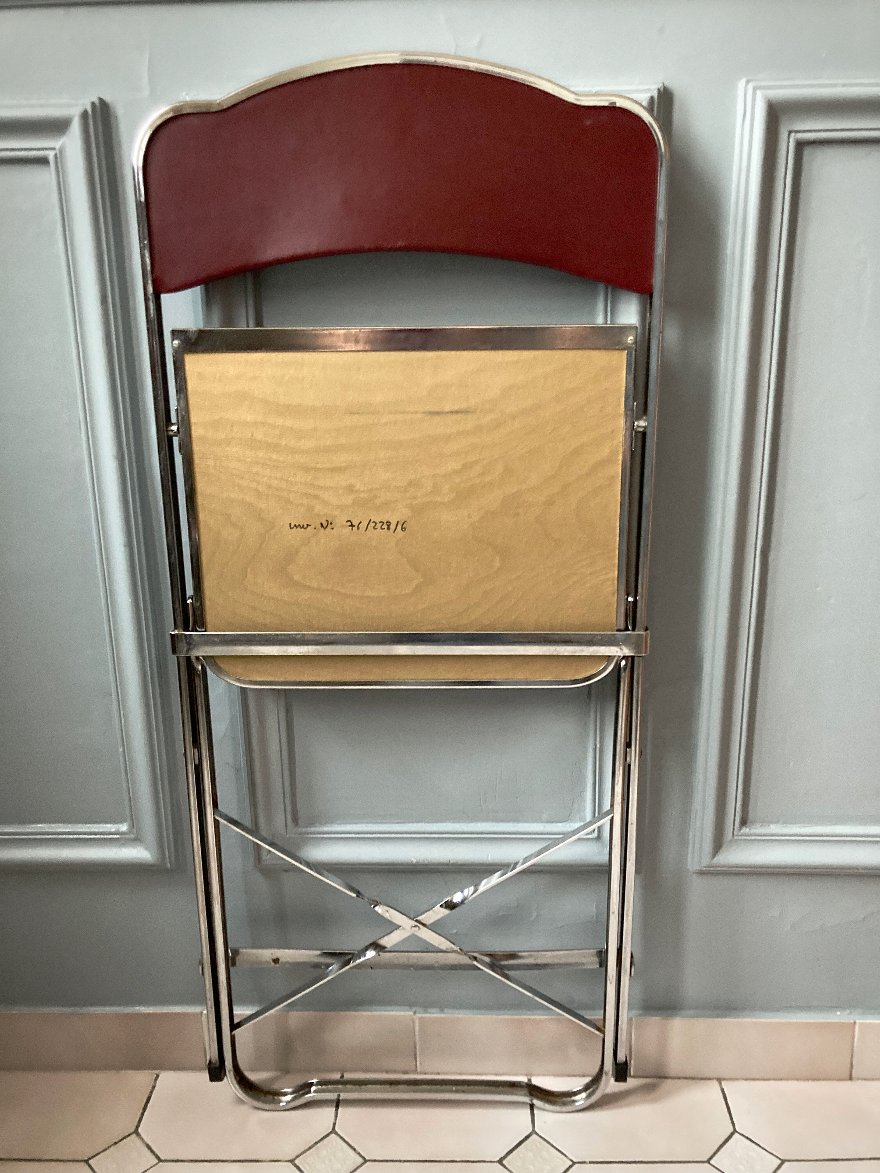 4 vintage folding chairs in chrome