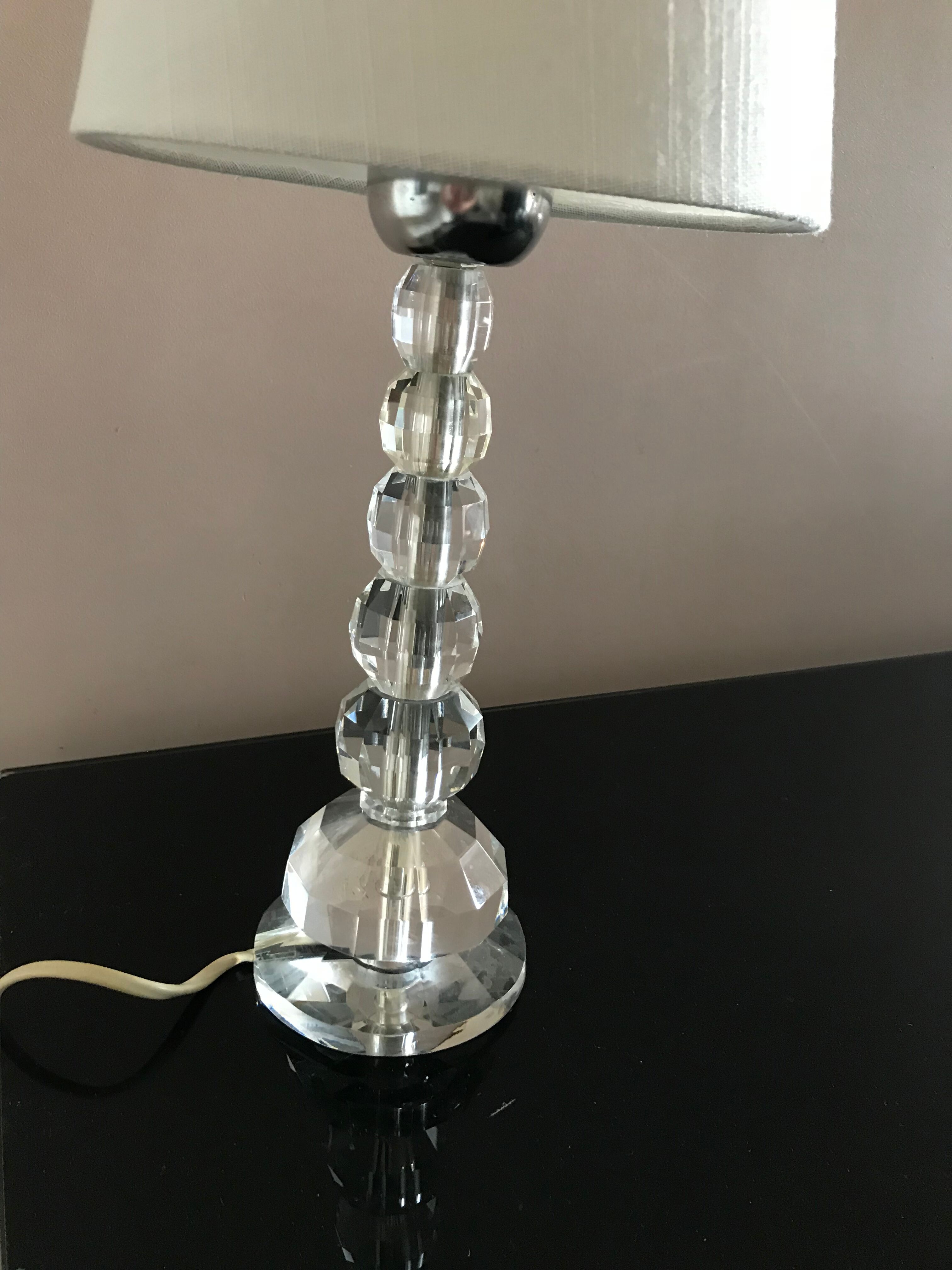 Lamp base