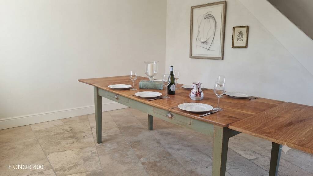 Table de ferme en chêne massif ,2 tiroirs, 2 rallonges,