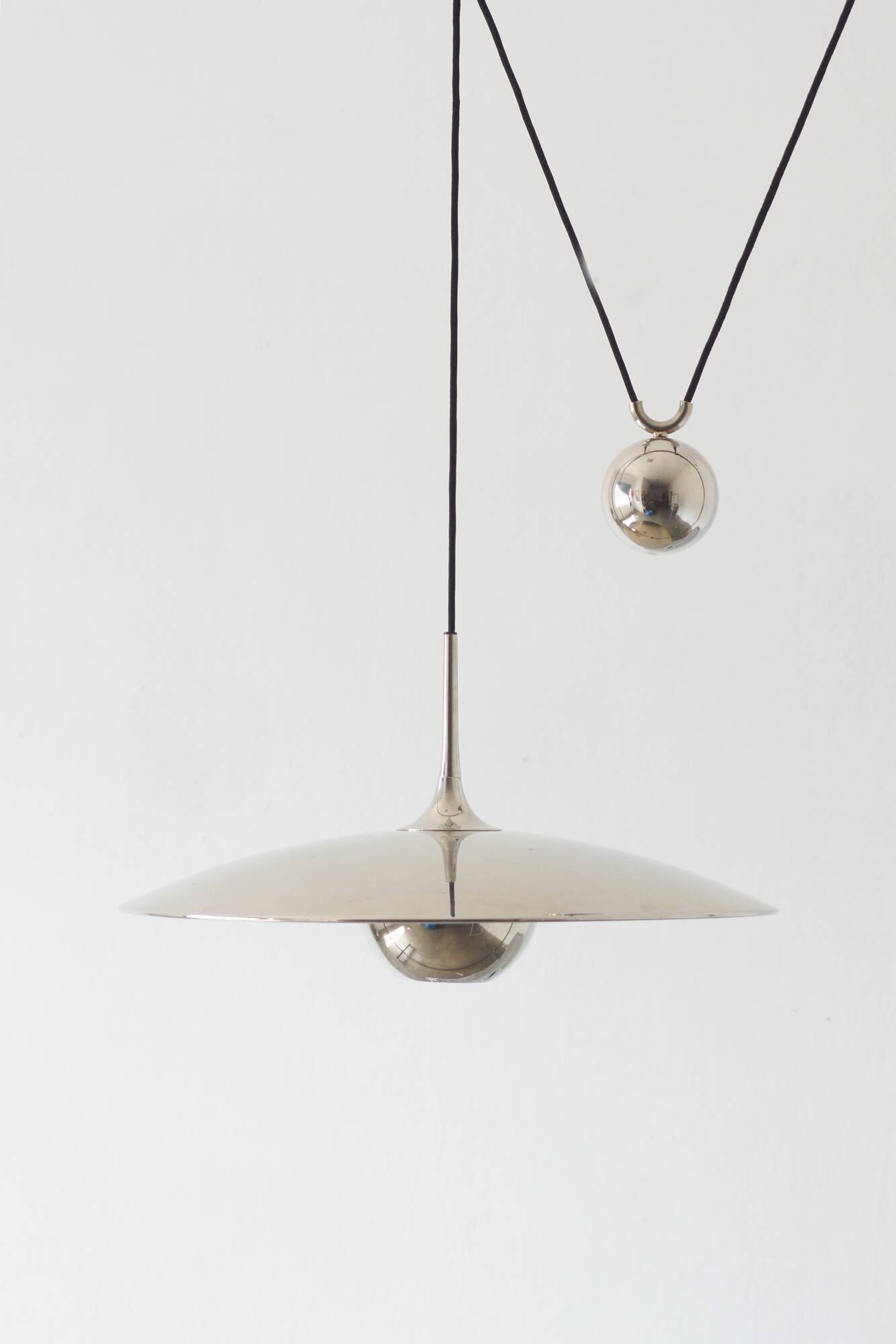 Silver Model Onos 55 Counterbalance Pendant Lamp by Florian Schulz