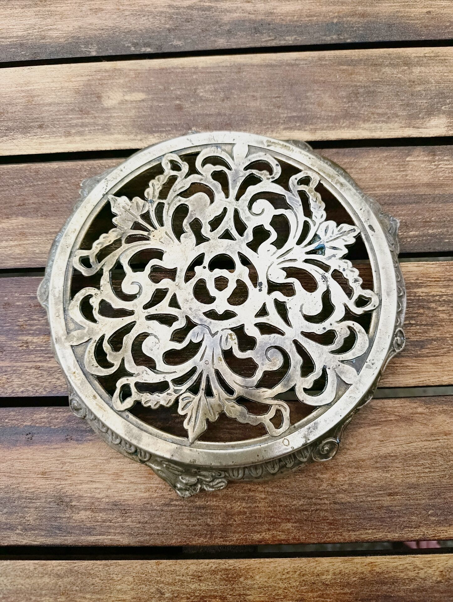 Brass trivet