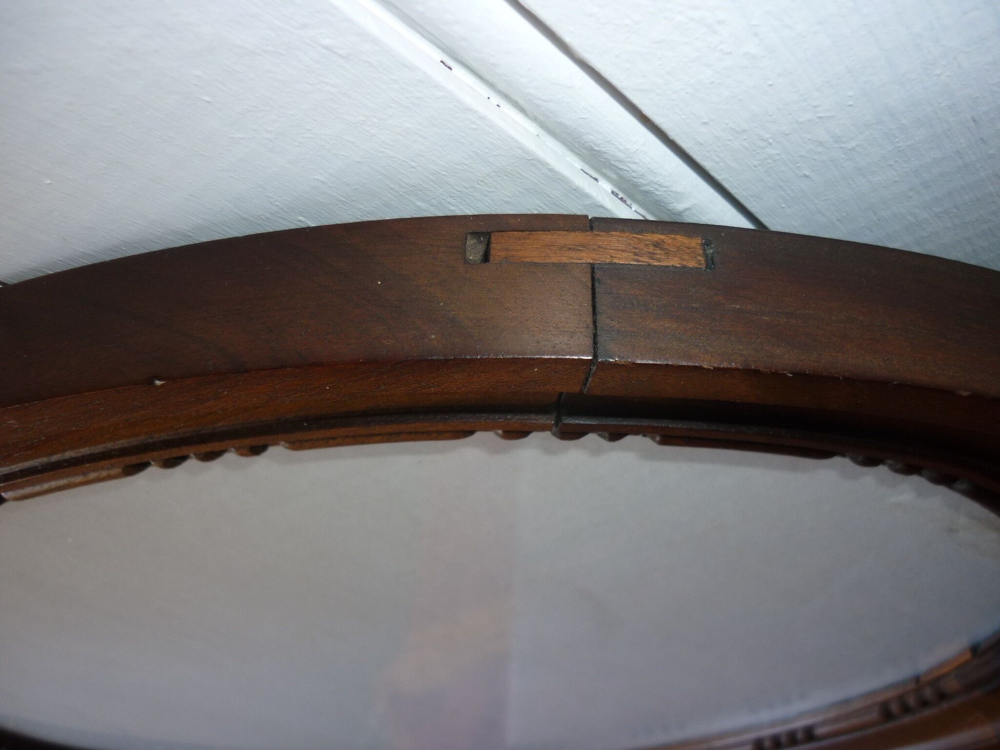 Oval wooden frame and 47.5 cm window