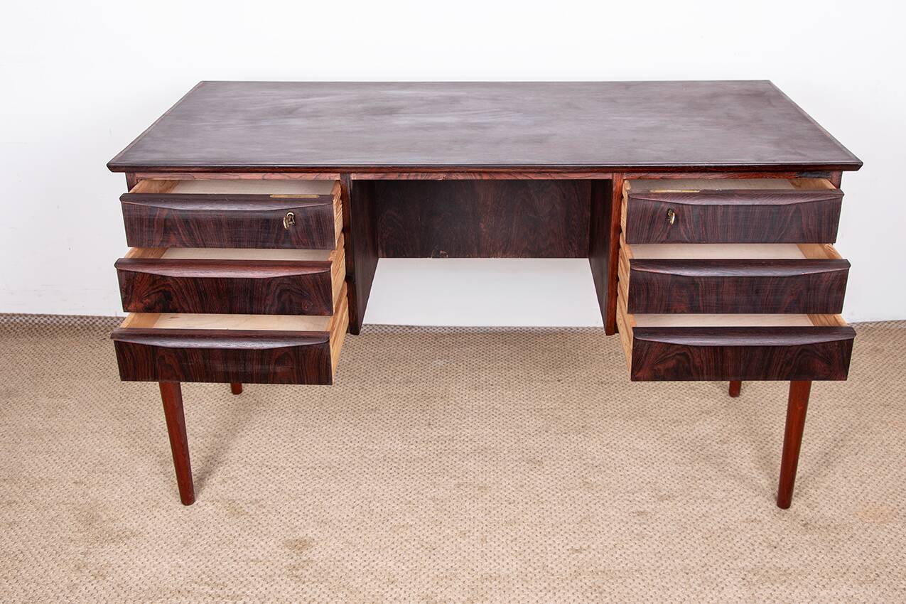 Bureau danois en palissandre et piètement en teck, Johannes Andersen 1960