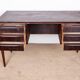 Bureau danois en palissandre et piètement en teck, Johannes Andersen 1960