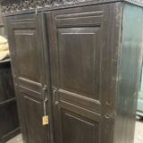 Armoire en teck laqué noire
