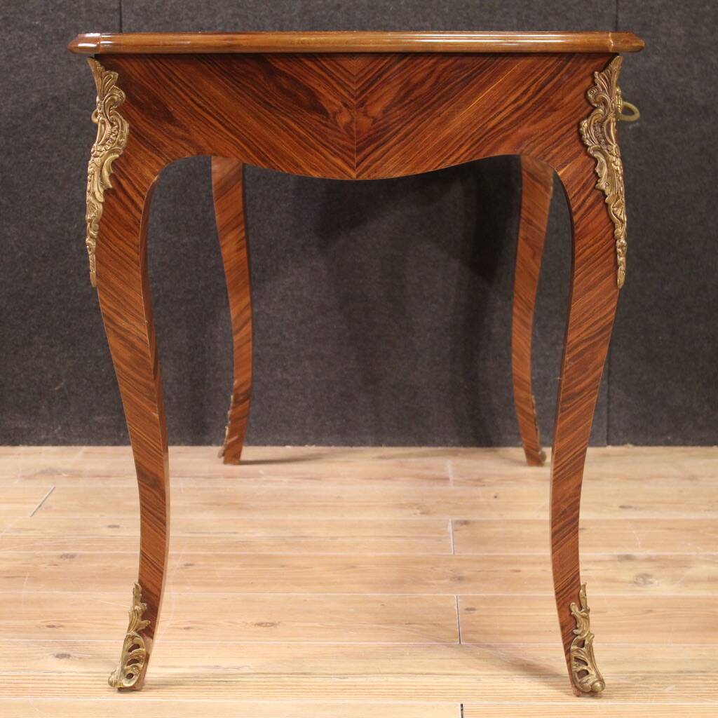 Bureau français de style Louis XV du XXe siècle