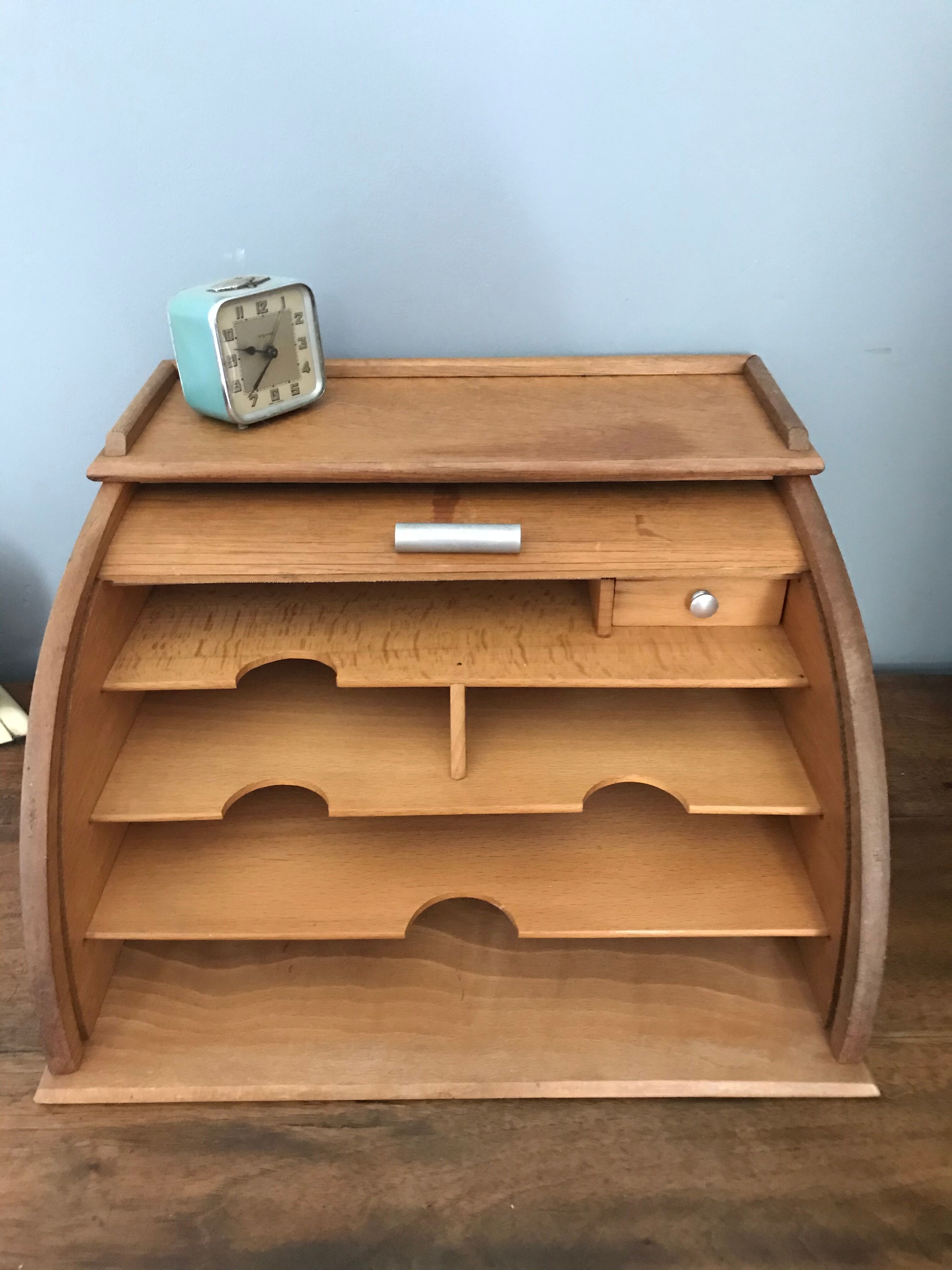 Mail sorter circa 1950