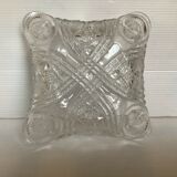 Molded glass empty pocket
