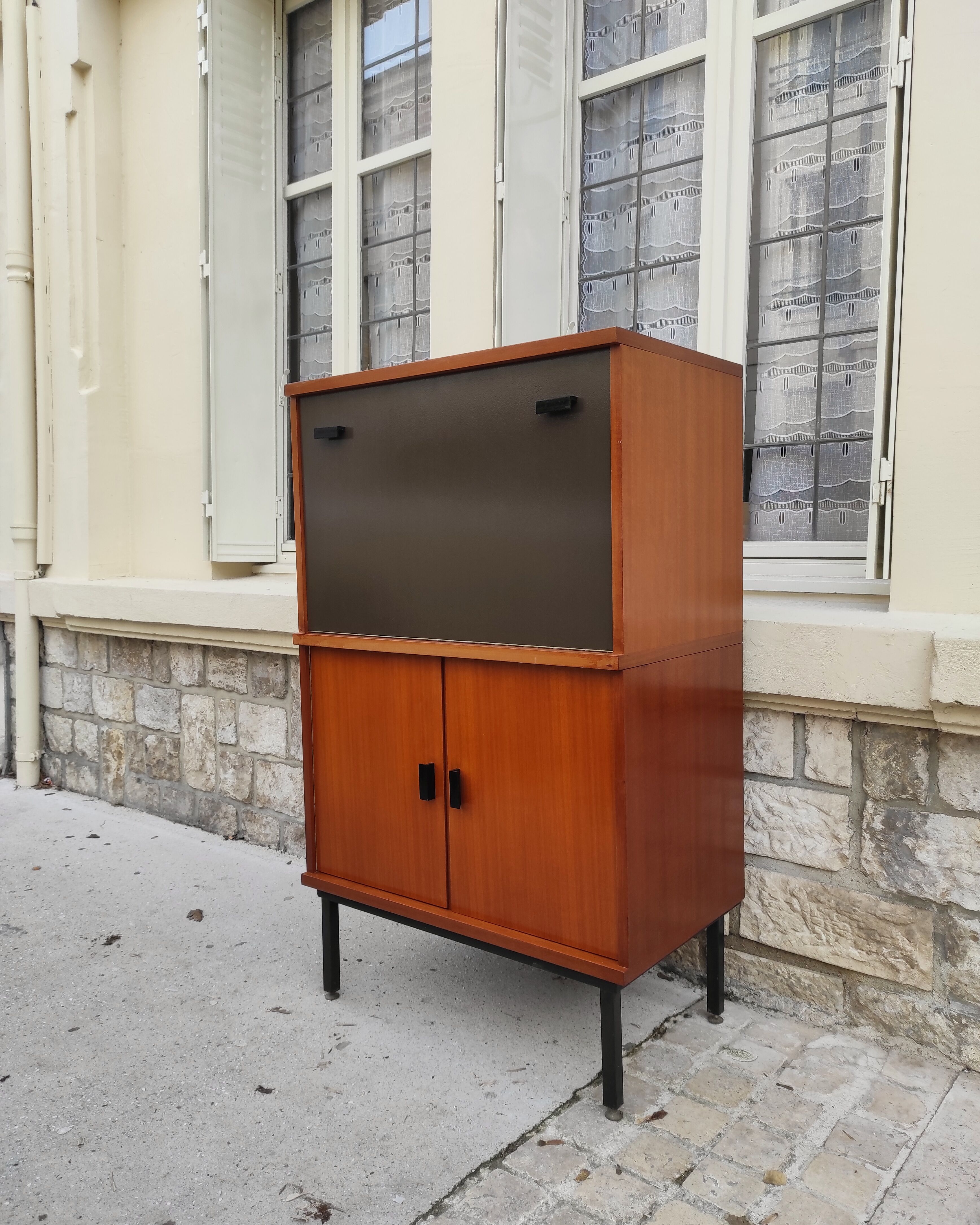 Secrétaire années 60