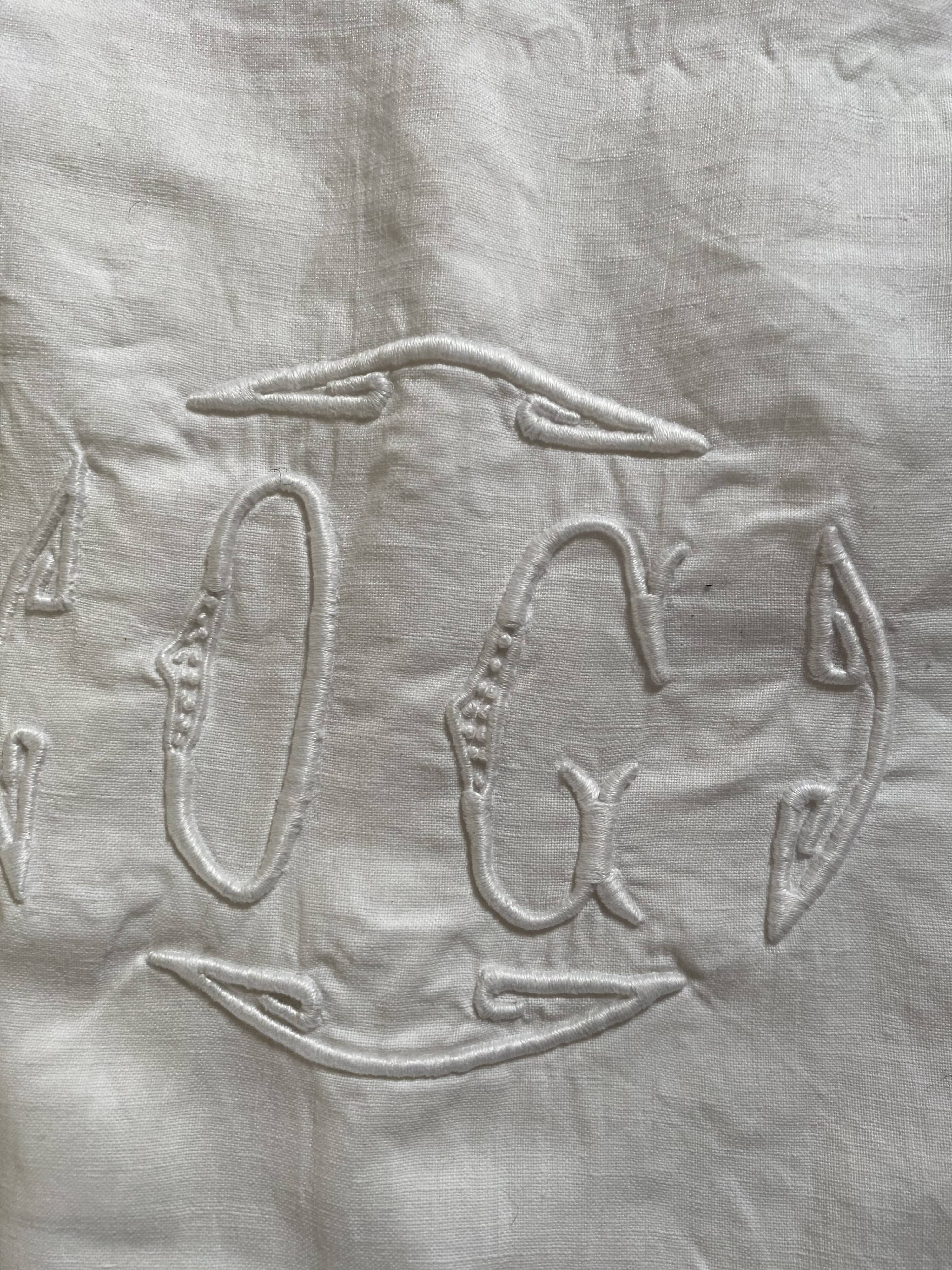 Pillowcase embroidered monogram OC
