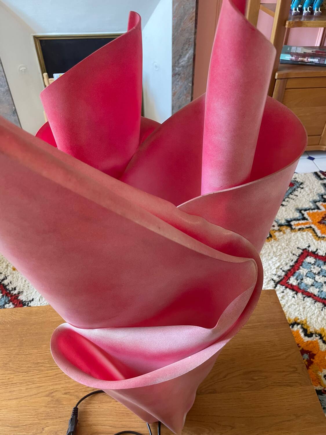 Les Exclarares XXL corolla lamp