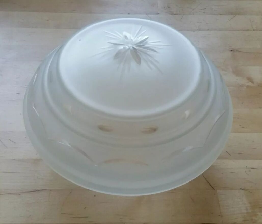 Vintage saucer lamp globe