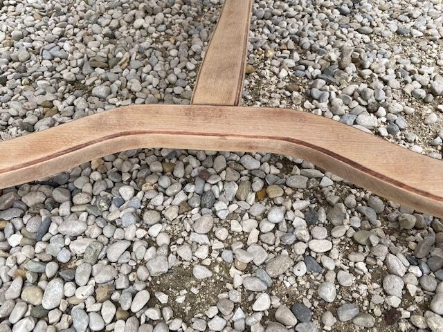 Extendable stripped farm table