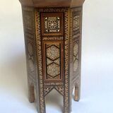 Oriental pedestal table (Syria) in micromozaic (bone, mother-of-pearl)