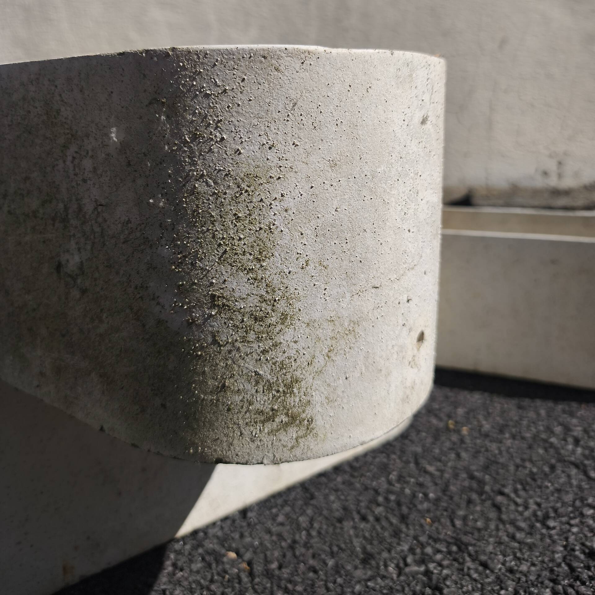 4 fibrecement planters by Eternit, design by Willy Guhl.