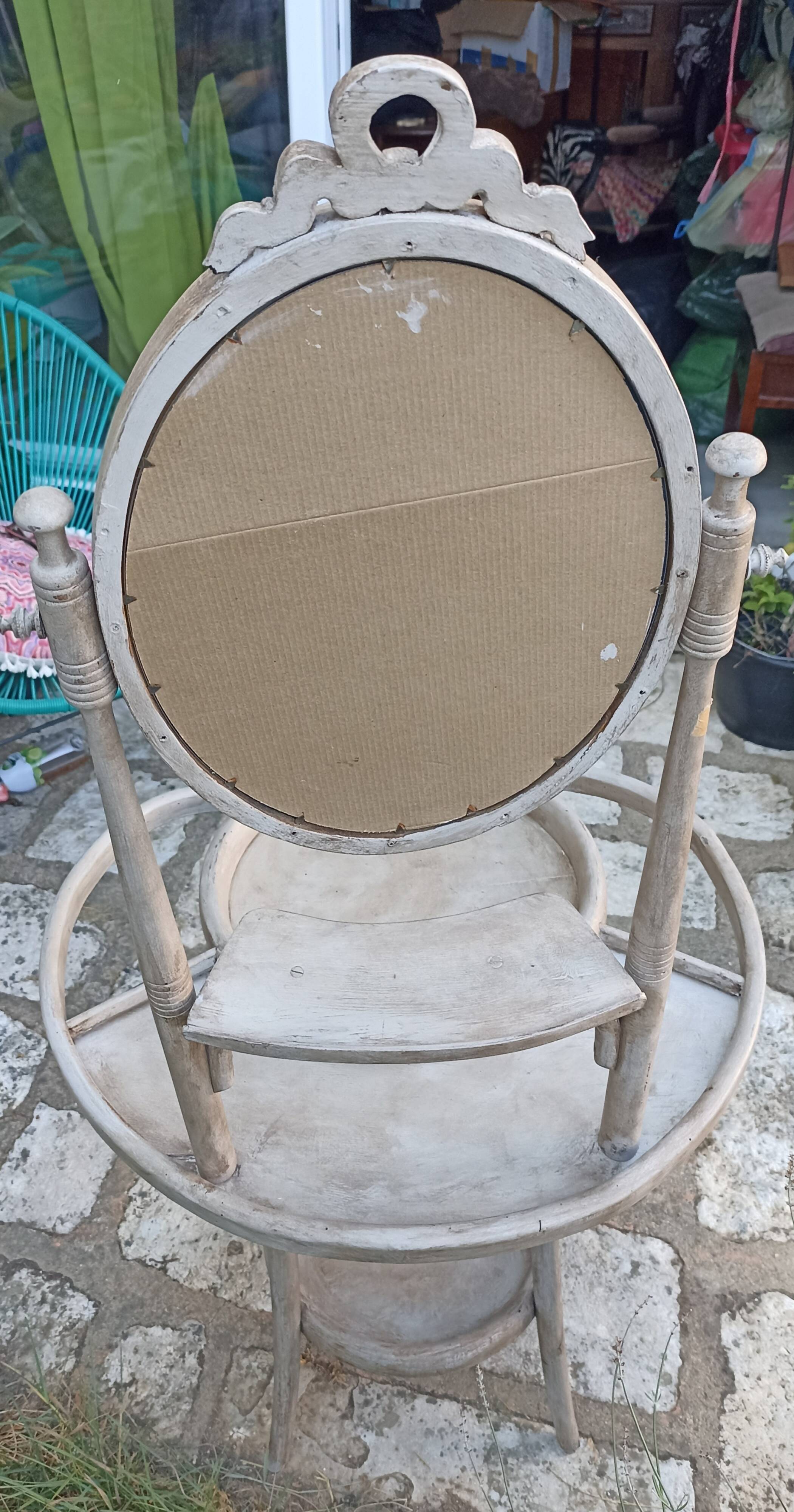 Coiffeuse barbière années 20