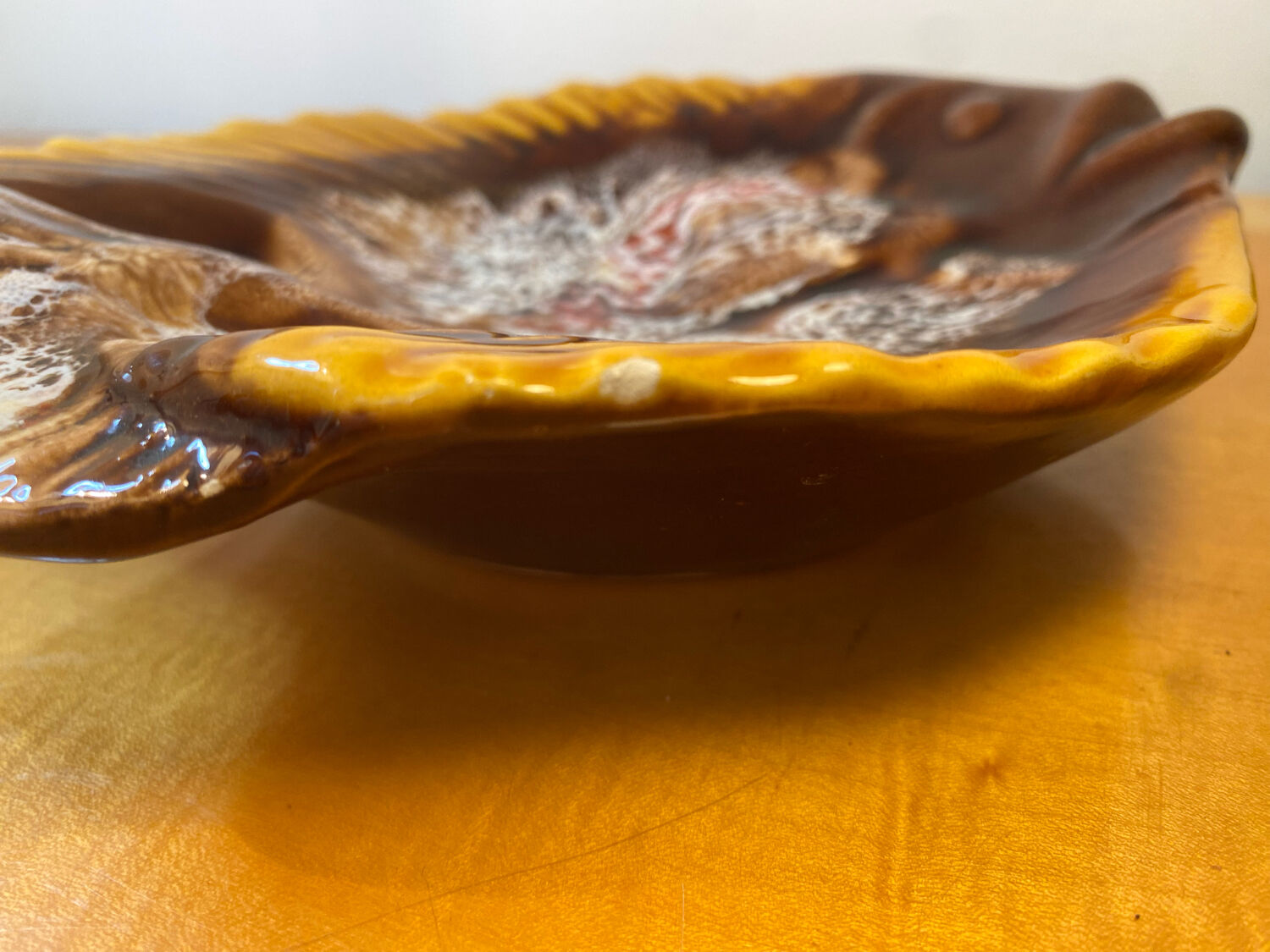 Fish tidy in ceramic