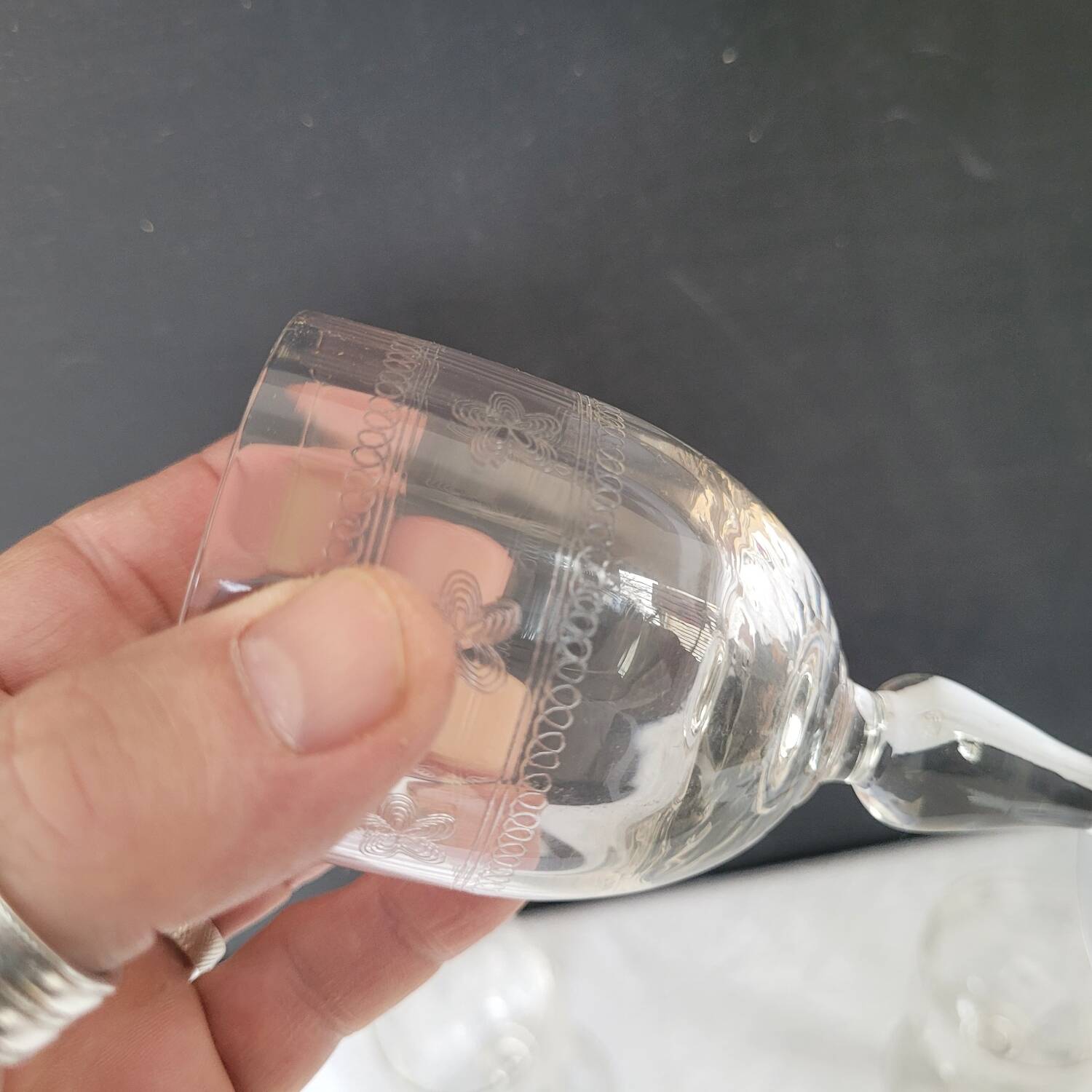 Verres à apéritif gravés soufflés – fin XIXᵉ / début XXᵉ siècle