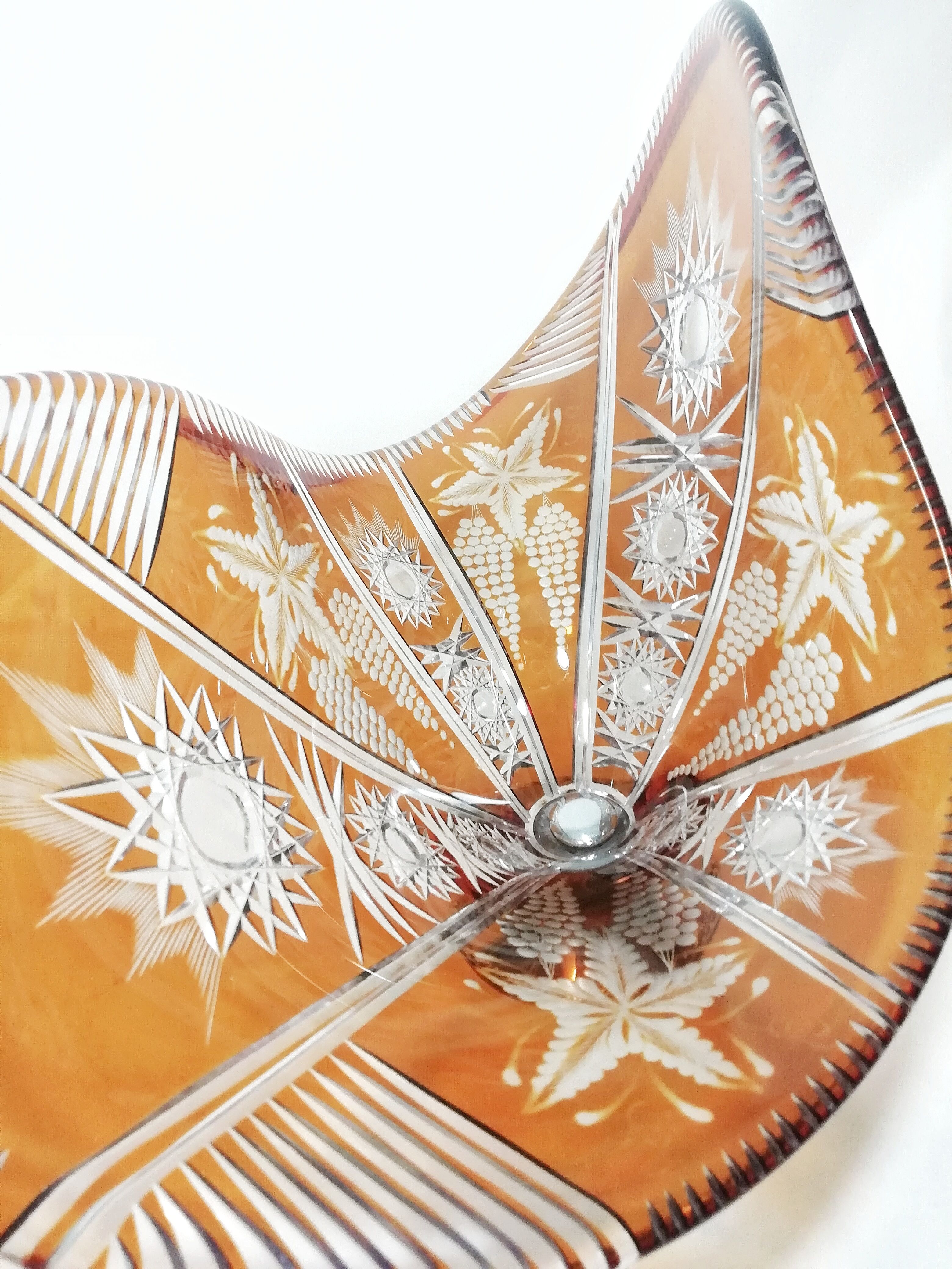 Bohemian crystal cut-glass Center