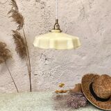 Opaline hanging