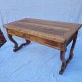 Large tray table