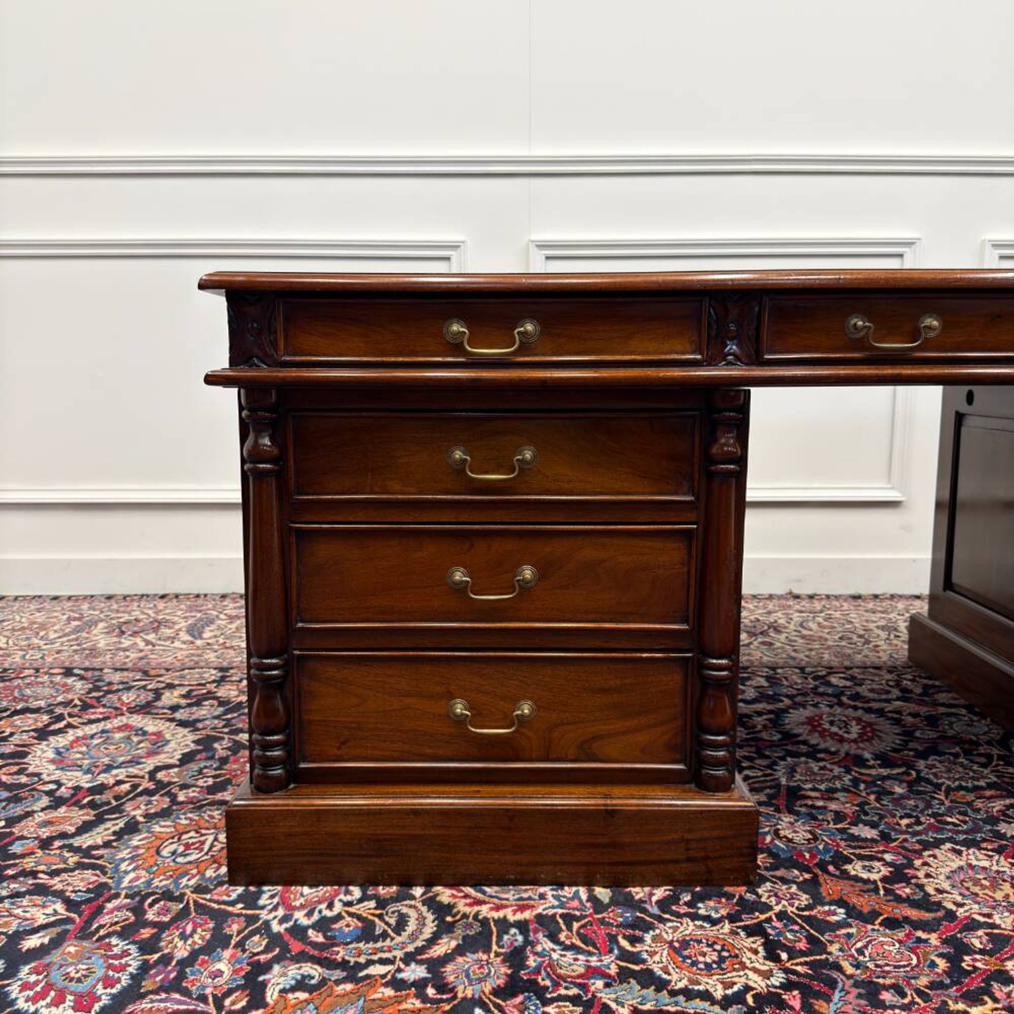 Grand bureau anglais classique