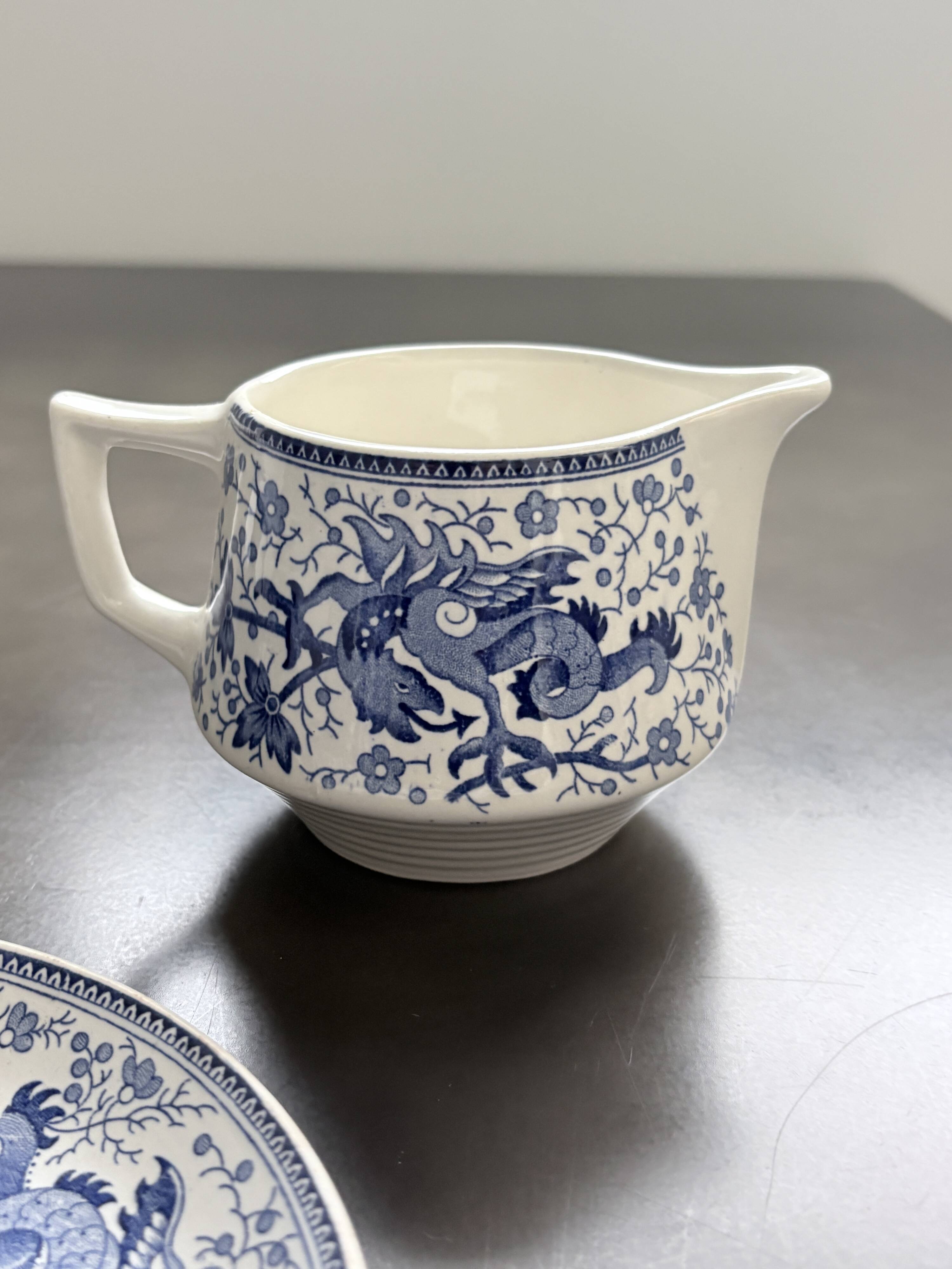 Service Petit-Déjeuner Boch La Louvière – Modèle Dragon Bleu