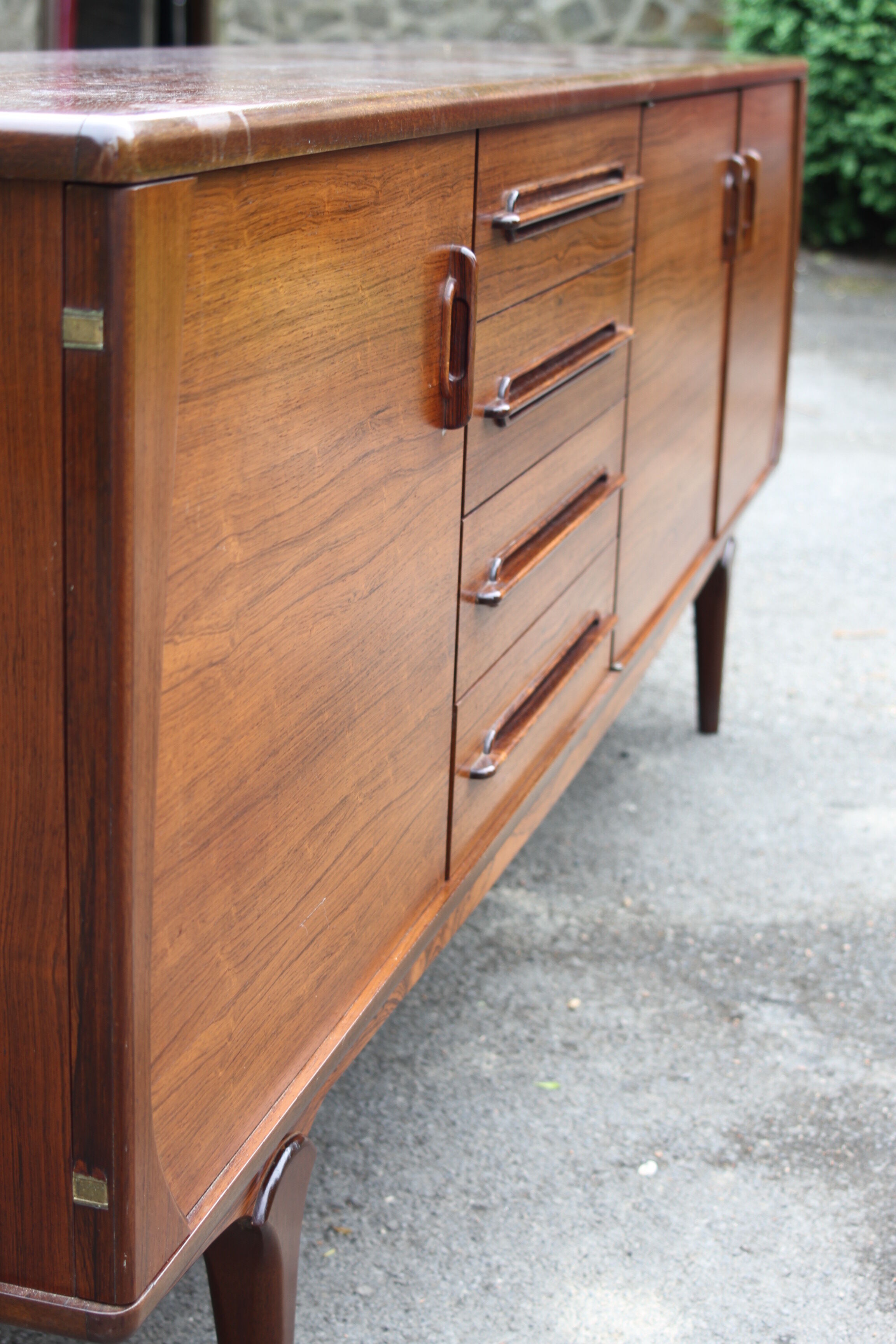Enfilade in massive pallissandre 60s unifa edition