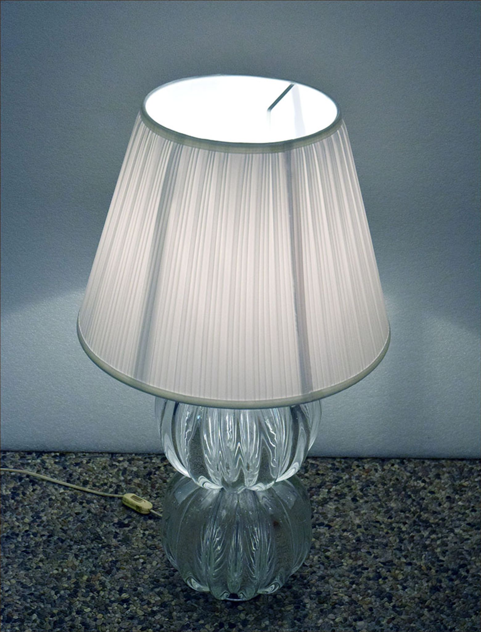 Lampe de table en verre soufflé de Murano, années 1970