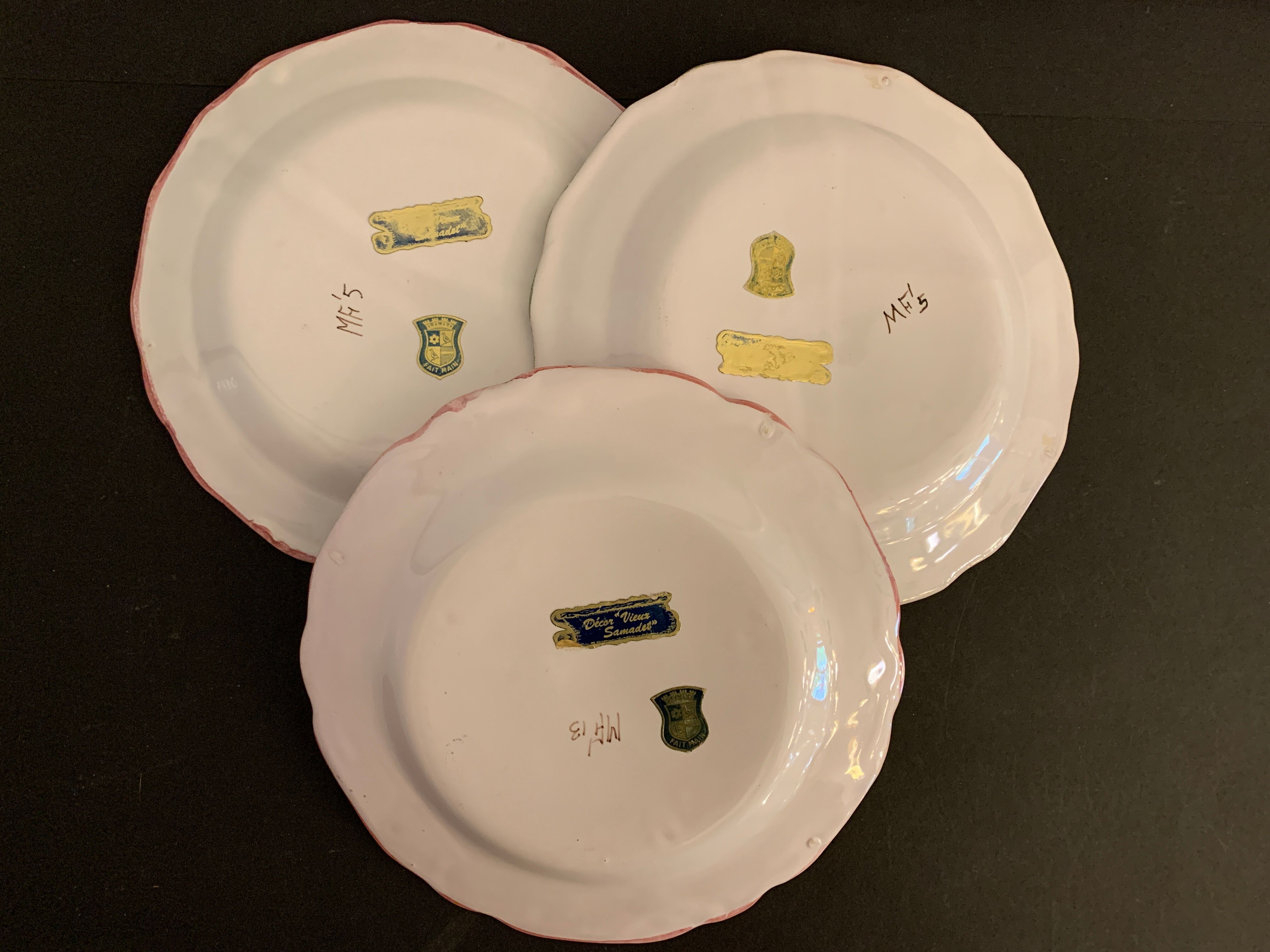 3 sweet pea plates, Samadet earthenware, 18th century